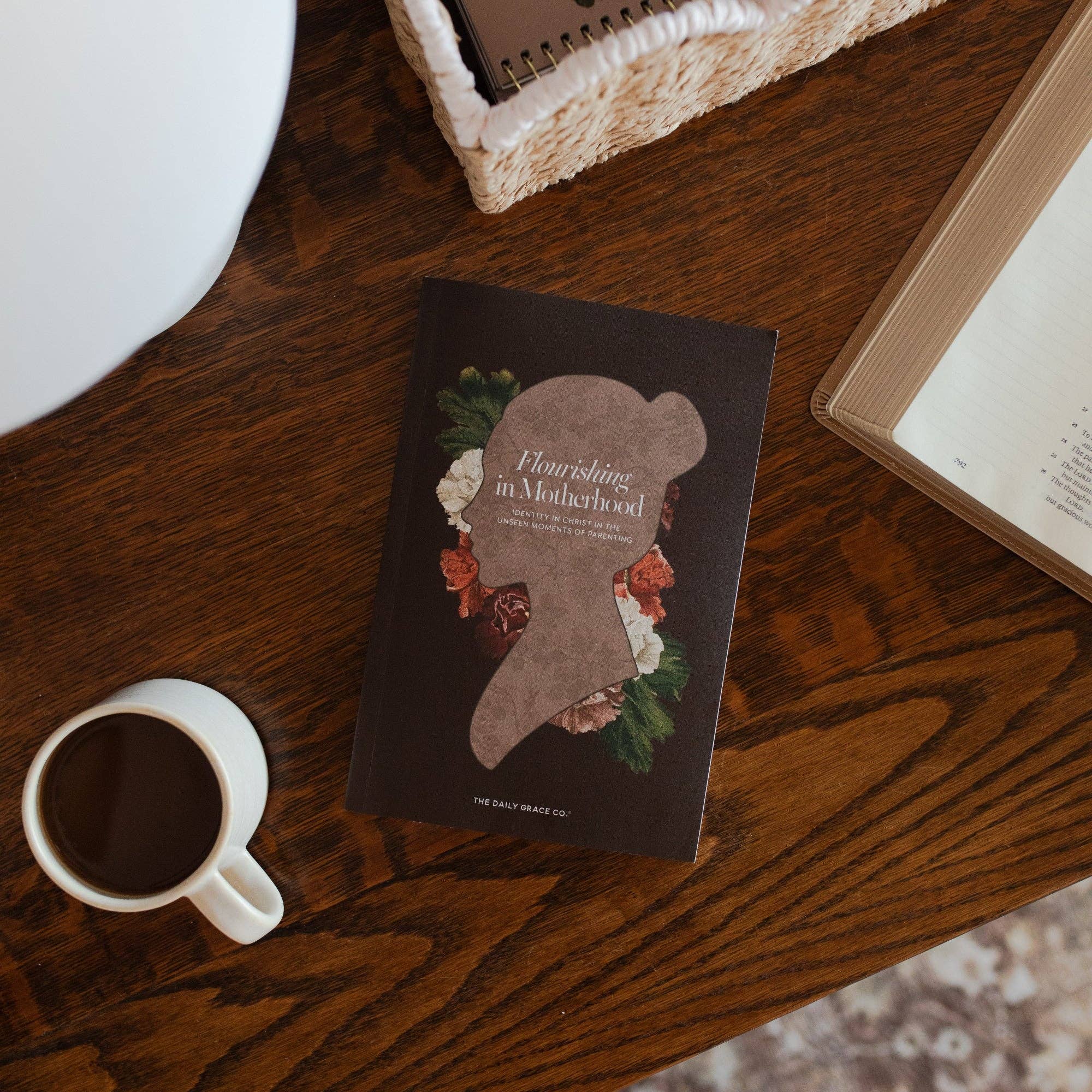 The Daily Grace Co - Flourishing in Motherhood | Hardcover Bible Study