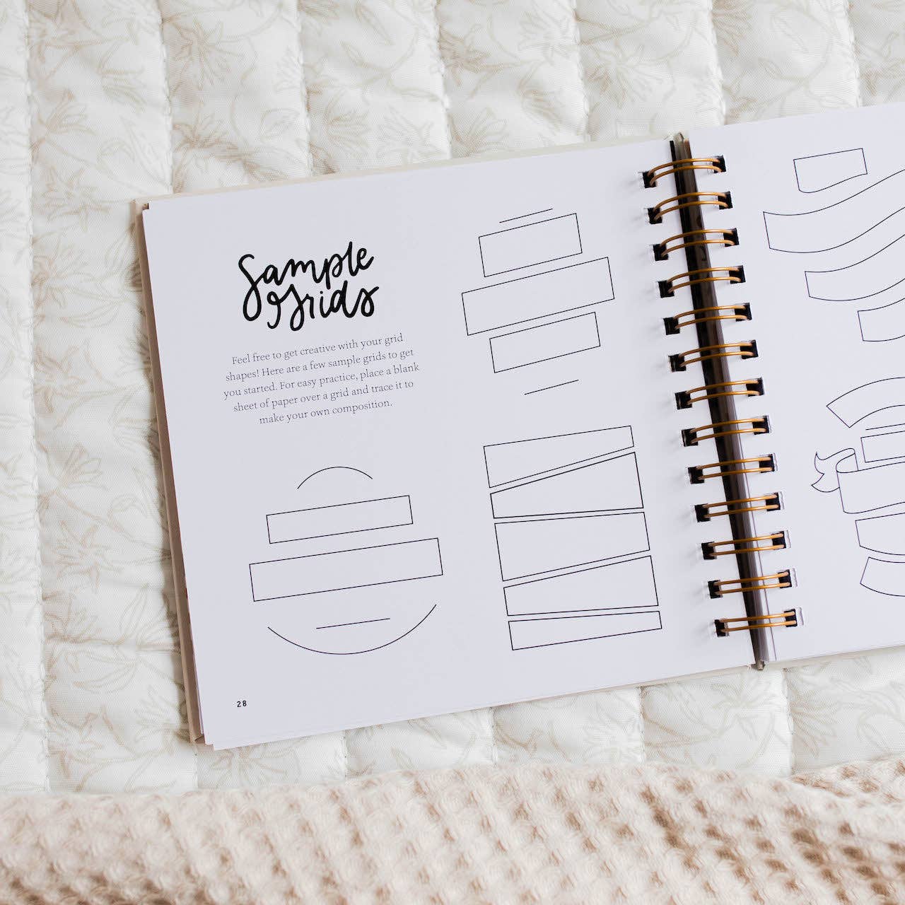 The Daily Grace Co - Daily Grace Scripture Lettering Workbook
