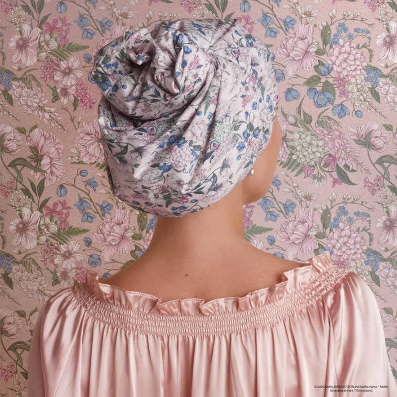KITSCH - Bridgerton x Kitsch Satin-Lined Flexi Shower Cap in Wisteria
