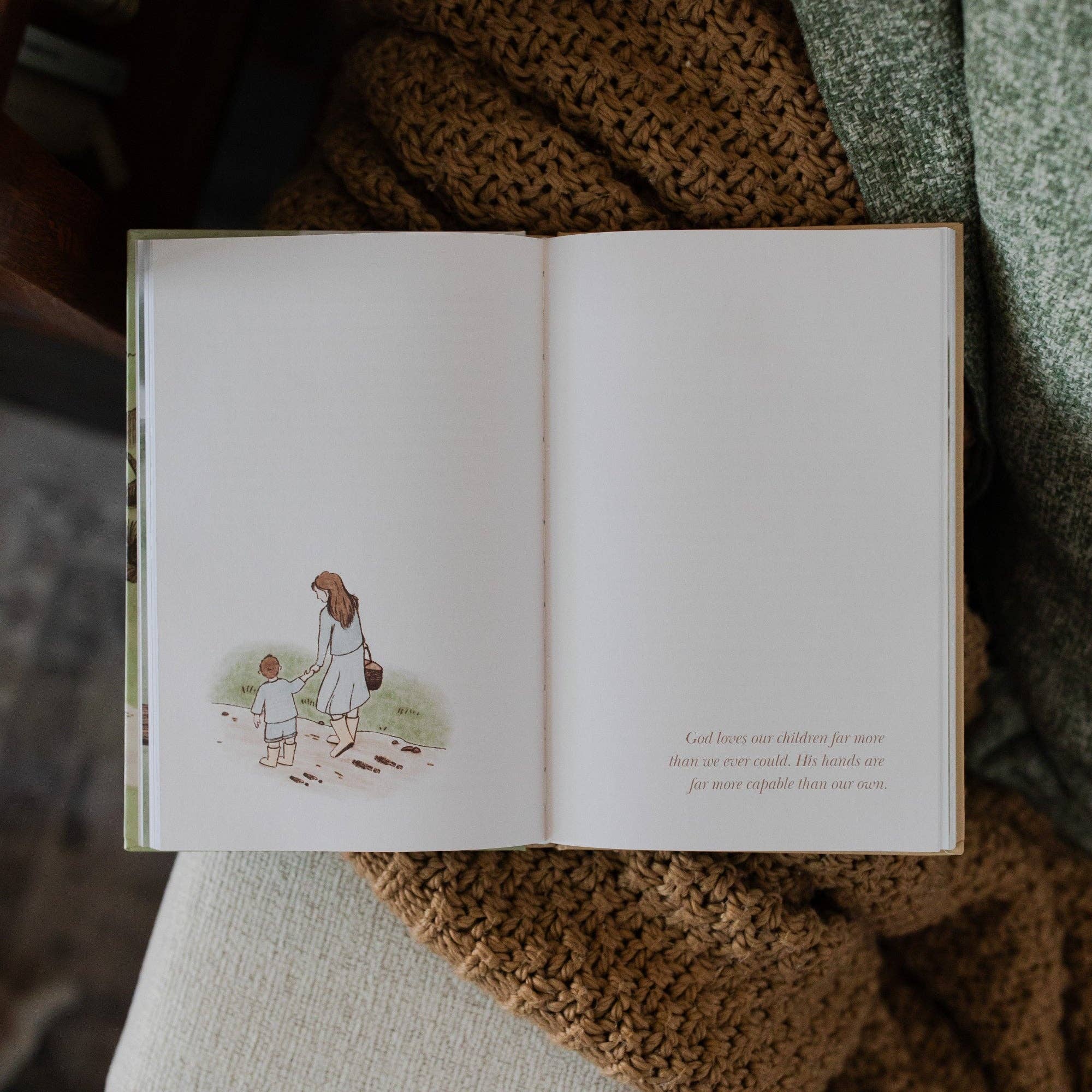 The Daily Grace Co - Christ-Centered Family: Pointing Your Family to Jesus Every Day