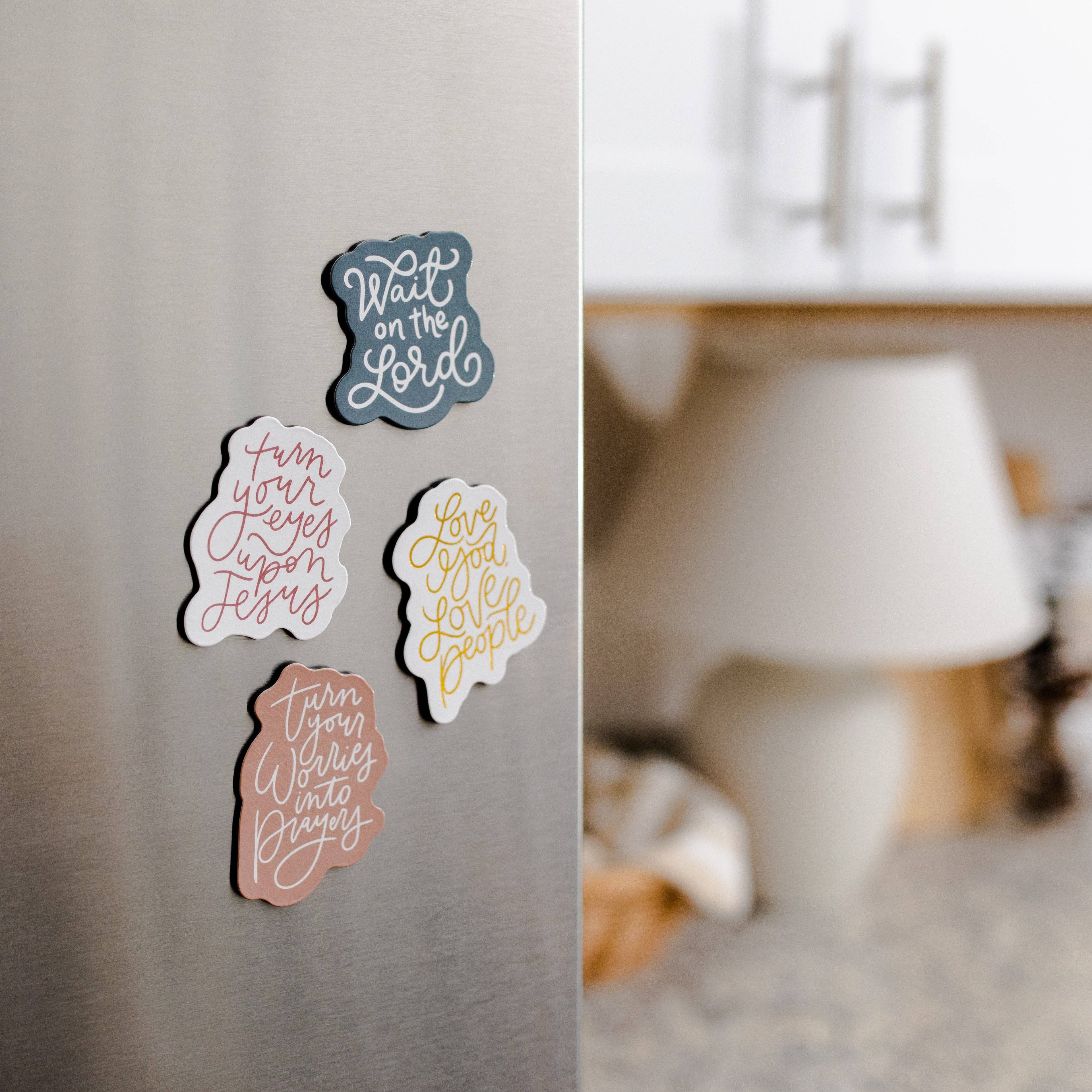 The Daily Grace Co - Turn Your Eyes Upon Jesus Magnet Collection