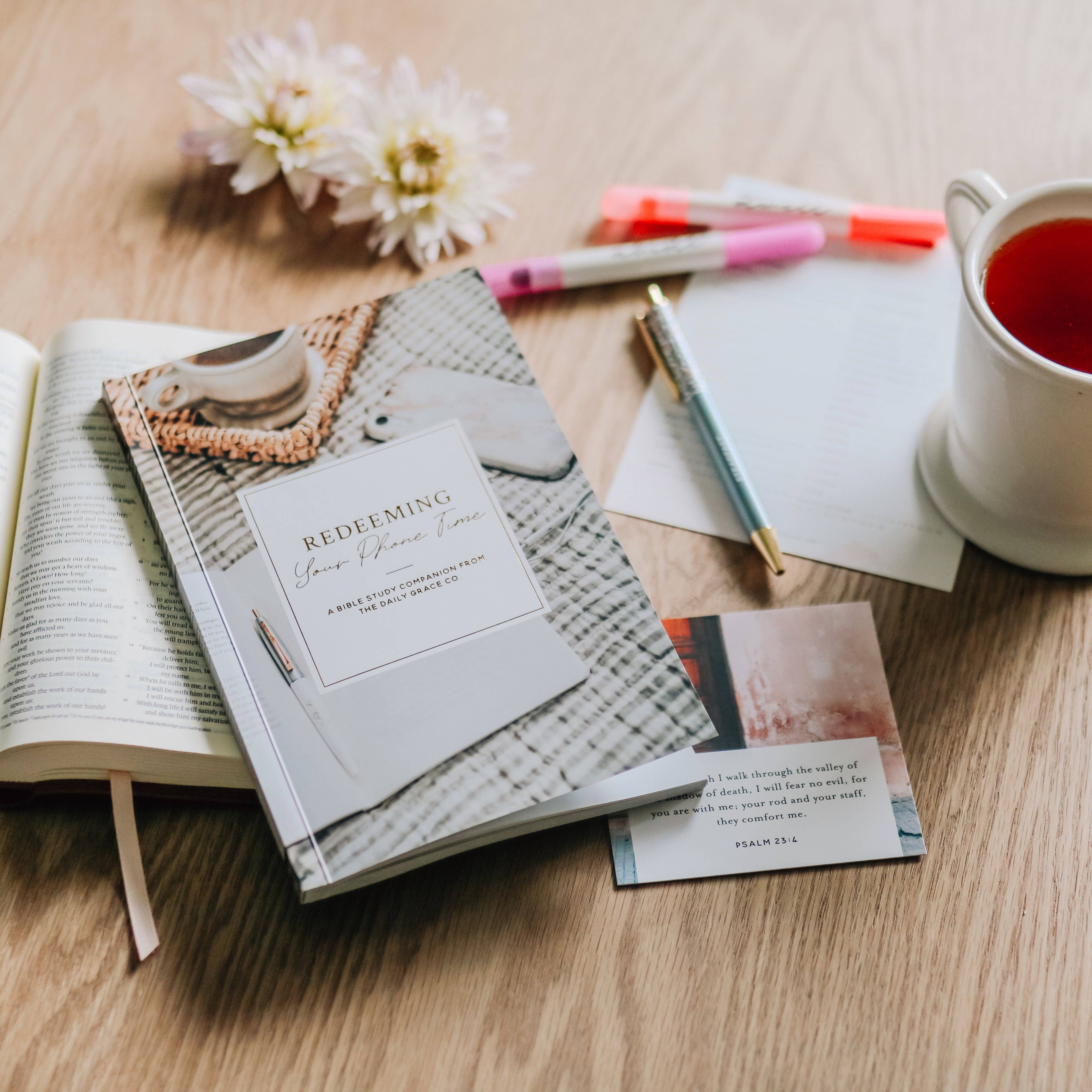 The Daily Grace Co - Redeeming Your Phone Time Booklet