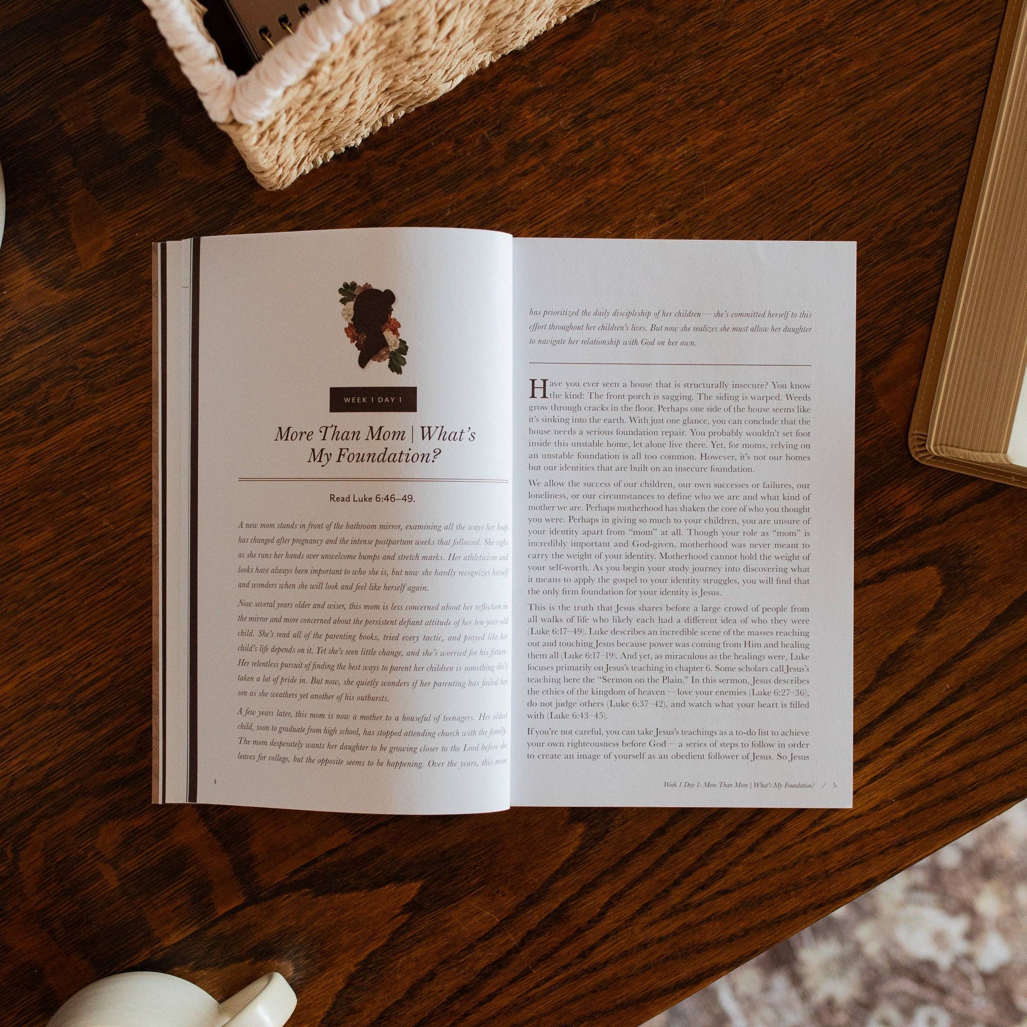 The Daily Grace Co - Flourishing in Motherhood | Hardcover Bible Study