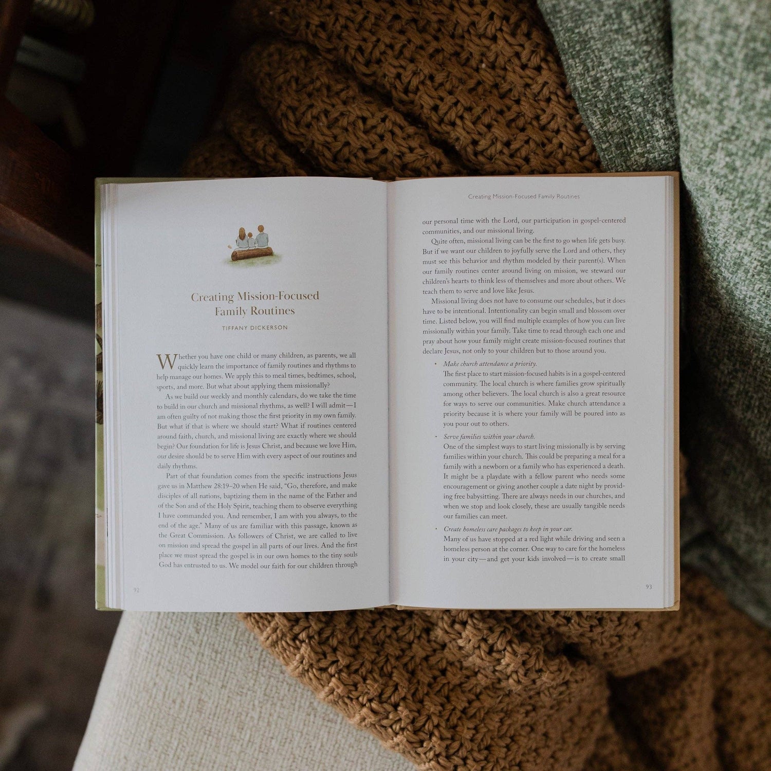 The Daily Grace Co - Christ-Centered Family: Pointing Your Family to Jesus Every Day