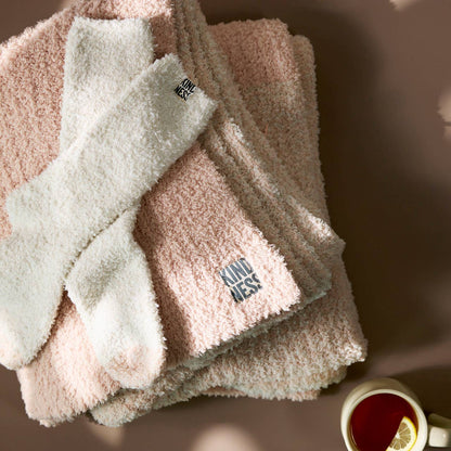 DEMDACO - Throw Blanket - Rose Cloud