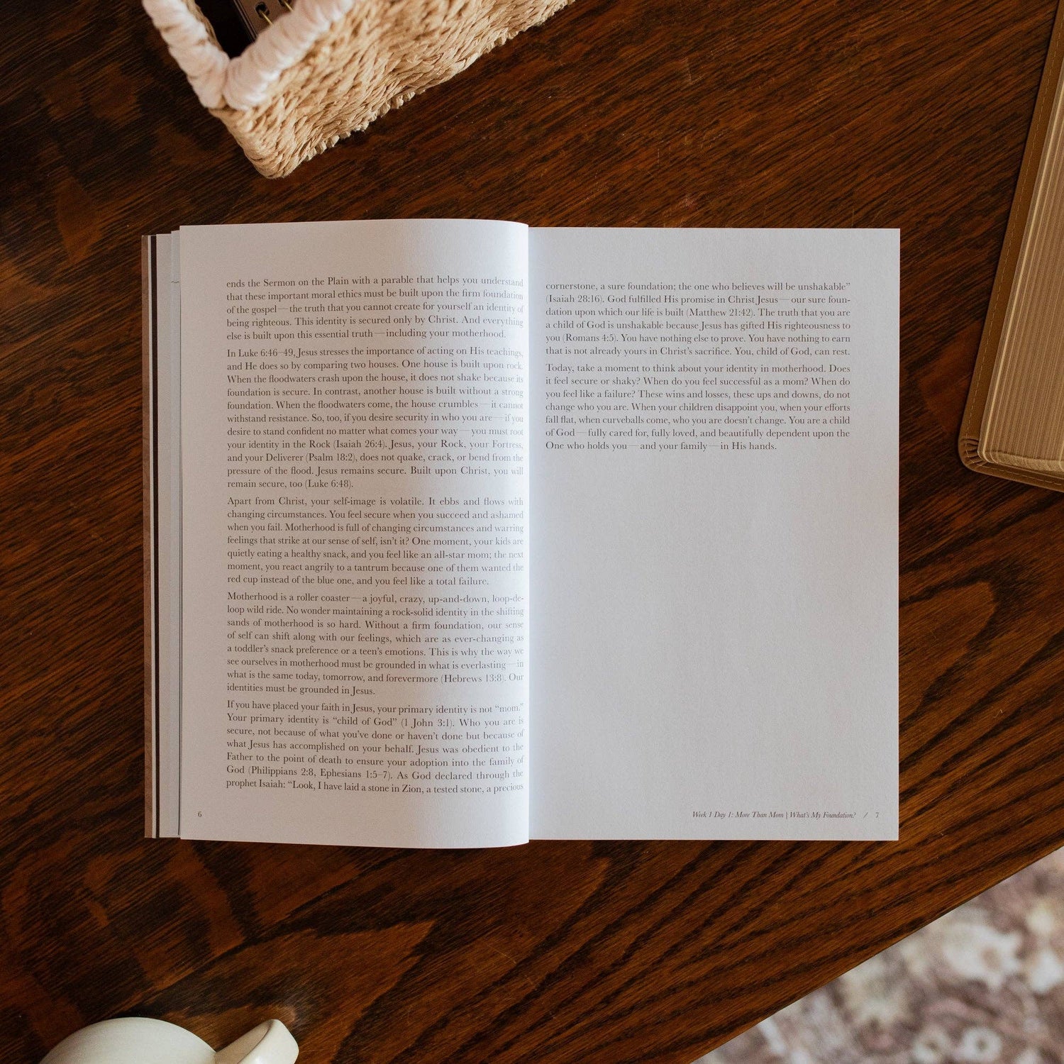 The Daily Grace Co - Flourishing in Motherhood | Hardcover Bible Study