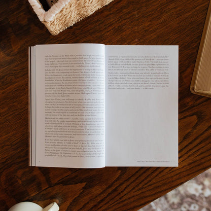 The Daily Grace Co - Flourishing in Motherhood | Hardcover Bible Study