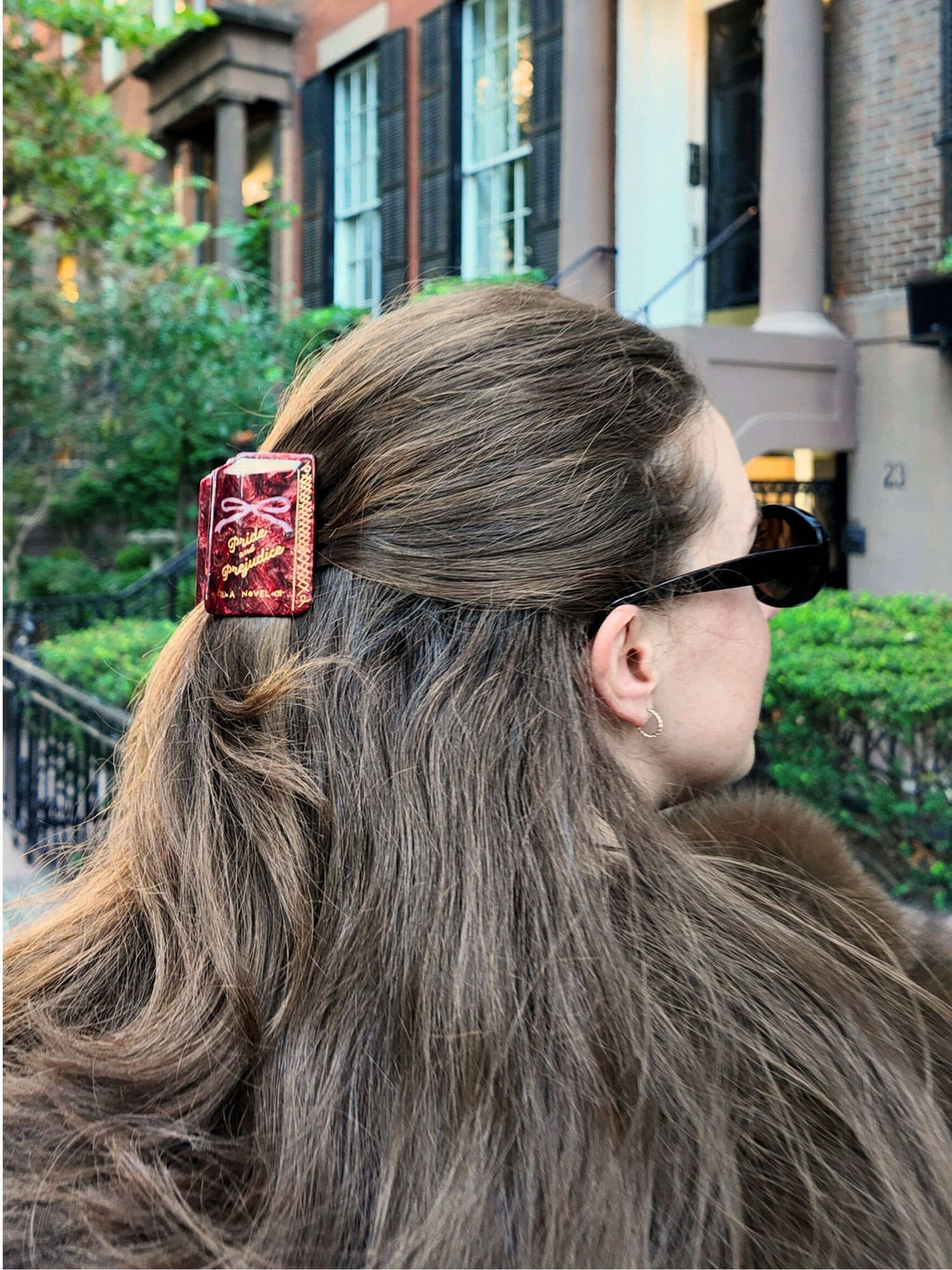 Solar Eclipse - Hand-painted Mini Pride &amp; Prejudice Book Claw Hair Clip