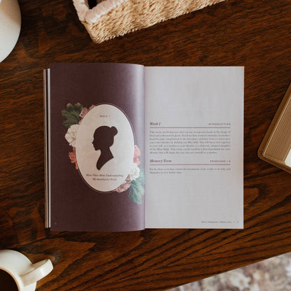 The Daily Grace Co - Flourishing in Motherhood | Hardcover Bible Study