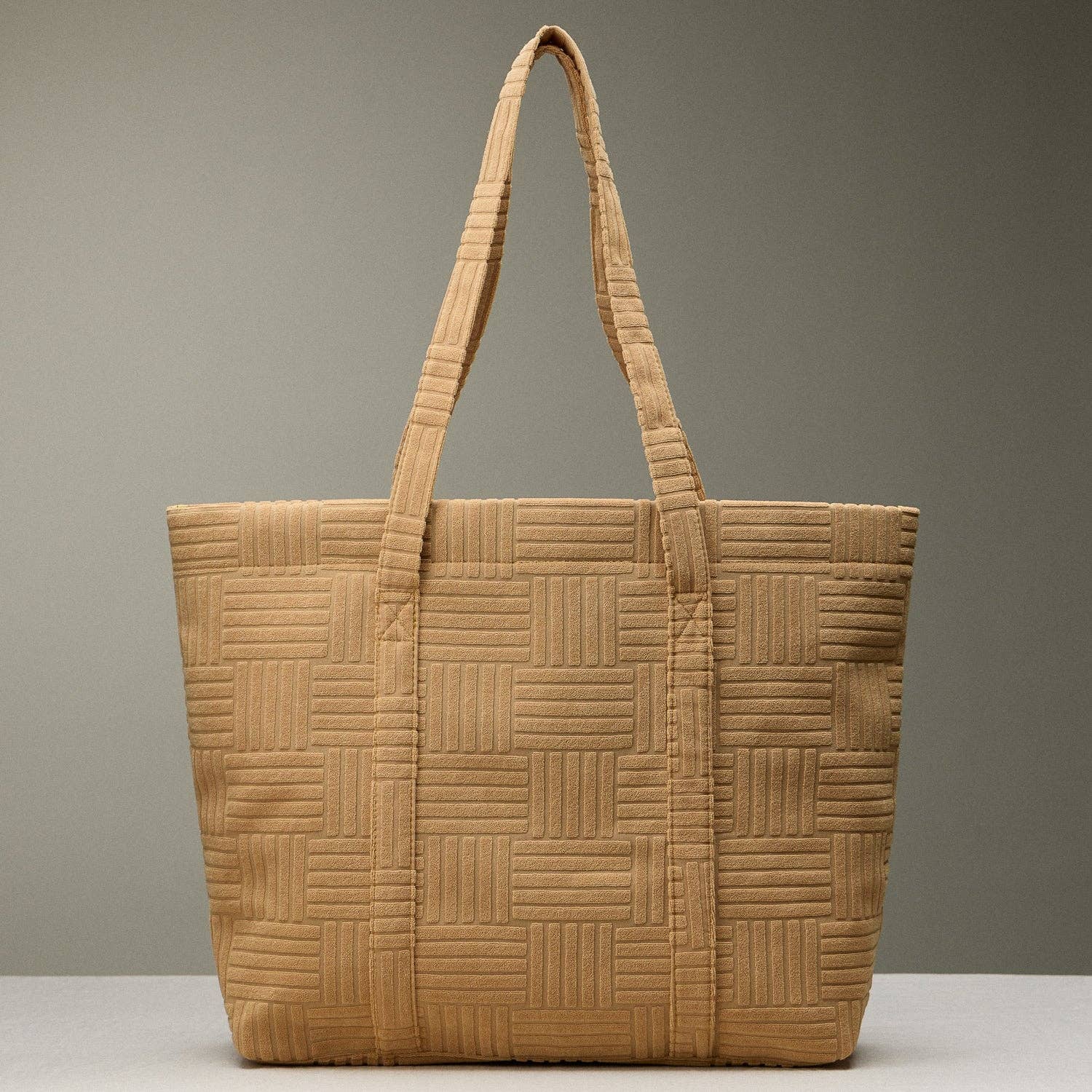 Frem - Quilted Tote Bag with Woven Texture