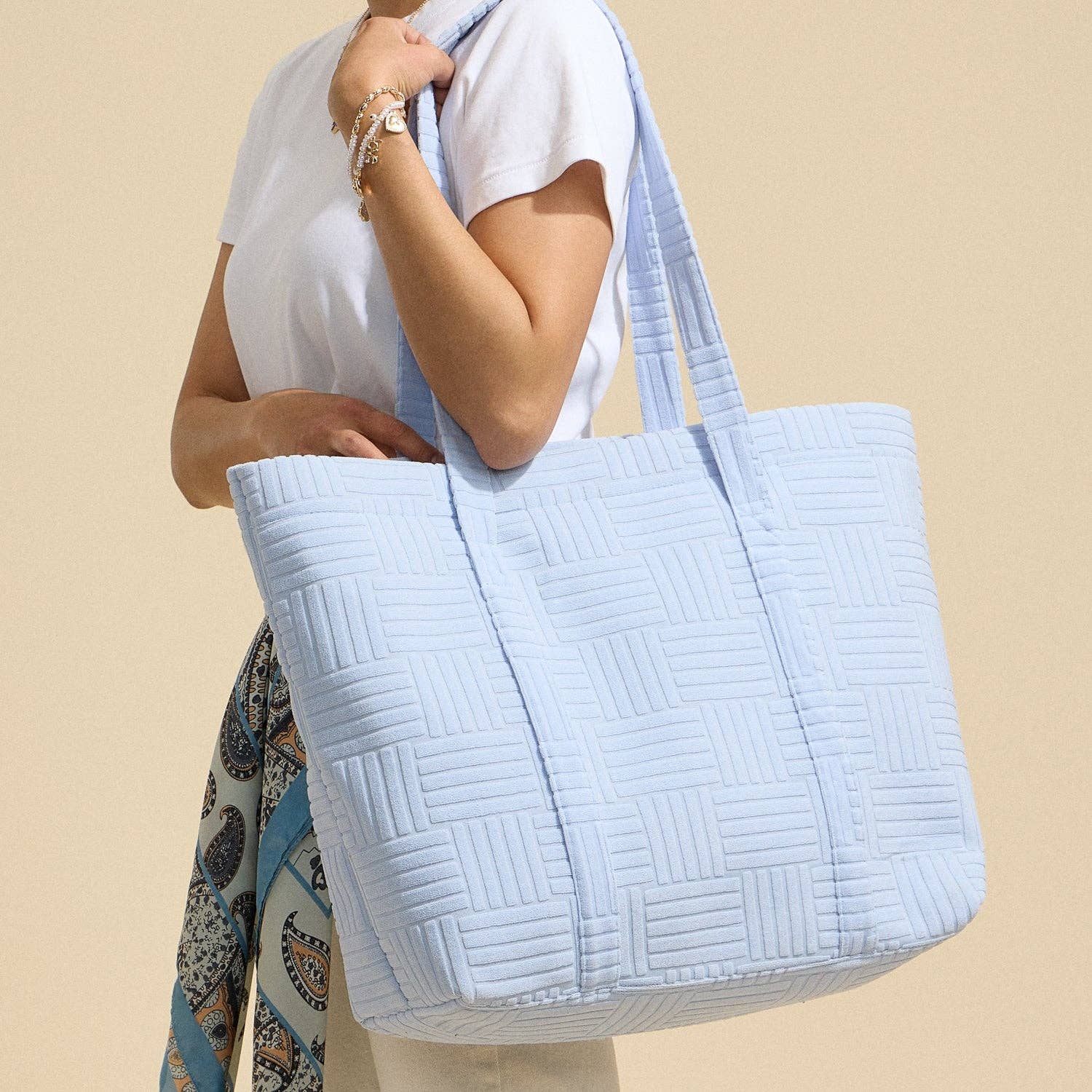 Frem - Quilted Tote Bag with Woven Texture