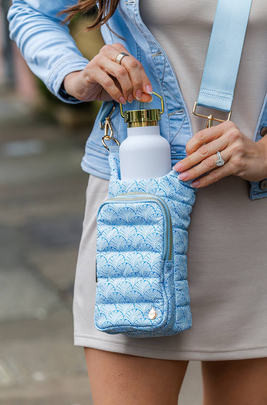 WanderFull - Original HydroBag - Blue Scallop Print HydroBag®